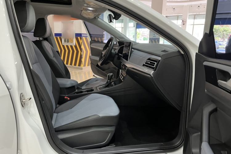 Used Volkswagen Lavida 2023 Revised Version 1.5L Automatic 5 Millionth Edition Interior 9