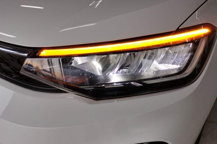 Used Volkswagen Lavida 2023 New Sharp 1.5L Manual New Comfort Edition Left Front Headlight