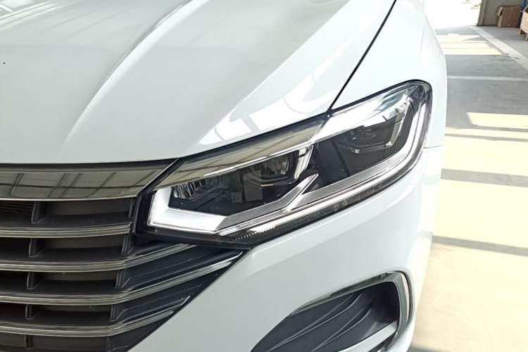 Used Volkswagen Lavida 2023 300TSI DSG Full-Comfort Edition Left Front Headlight