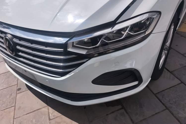 Used Volkswagen Lavida 2023 Revised 1.5L Automatic DeYi Edition Left Front Headlight