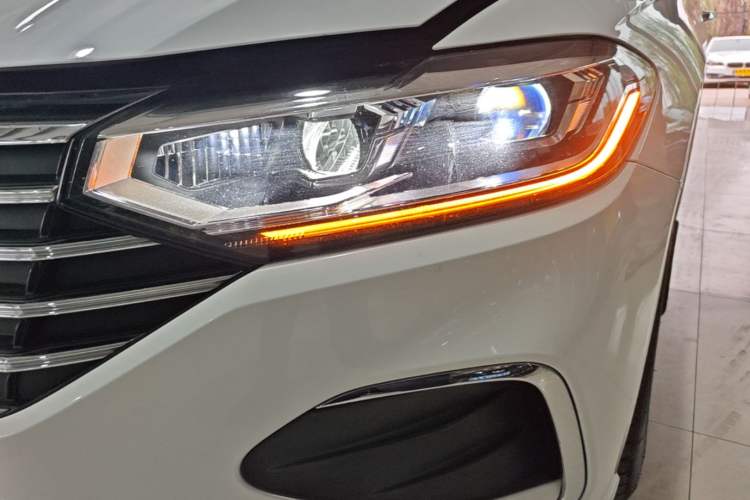Used Volkswagen Lavida 2023 280TSI DSG Full-Comfort Edition Left Front Headlight