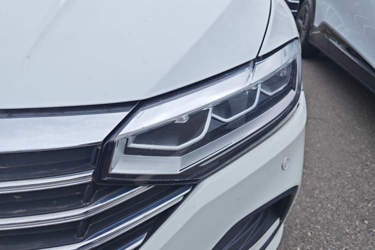 Used Volkswagen Lavida 2023 Revised 1.5L Automatic DeYi Edition Left Front Headlight