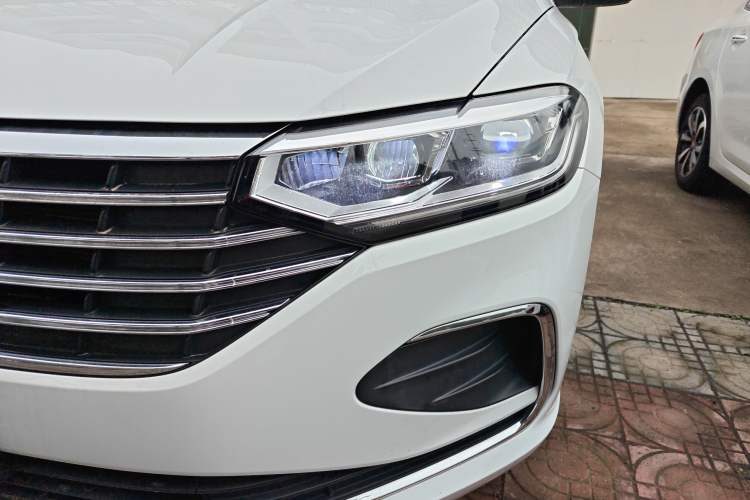 Used Volkswagen Lavida 2023 1.5L Automatic Full-Comfort Edition Left Front Headlight
