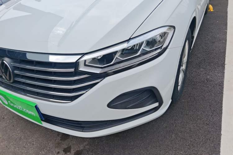 Used Volkswagen Lavida 2023 Revised 1.5L Automatic DeYi Edition Left Front Headlight