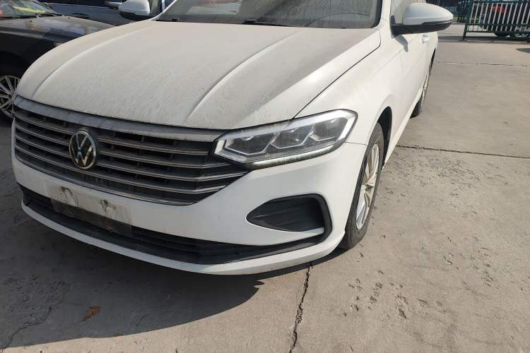 Used Volkswagen Lavida 2023 Revised 1.5L Automatic DeYi Edition Left Front Headlight
