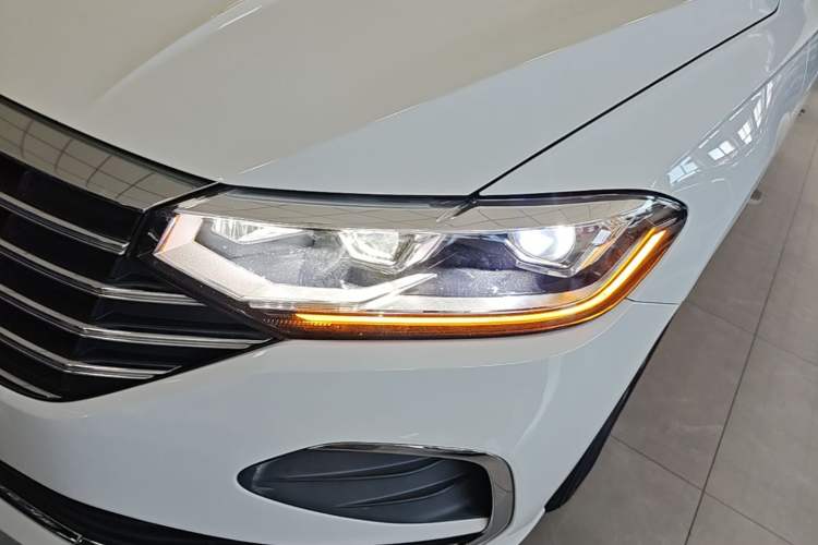 Used Volkswagen Lavida 2023 280TSI DSG Full-Comfort Edition Left Front Headlight