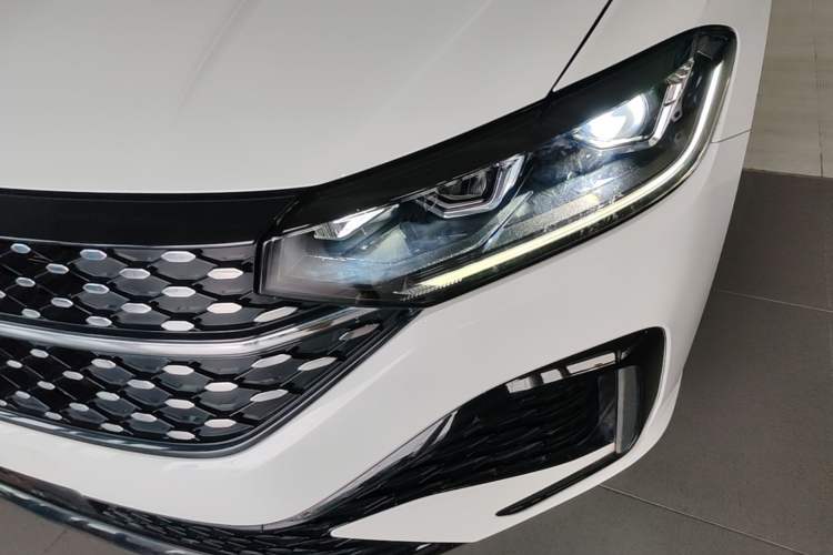 Used Volkswagen Lavida 2023 280TSI DSG Starry Sky Deluxe Edition Left Front Headlight