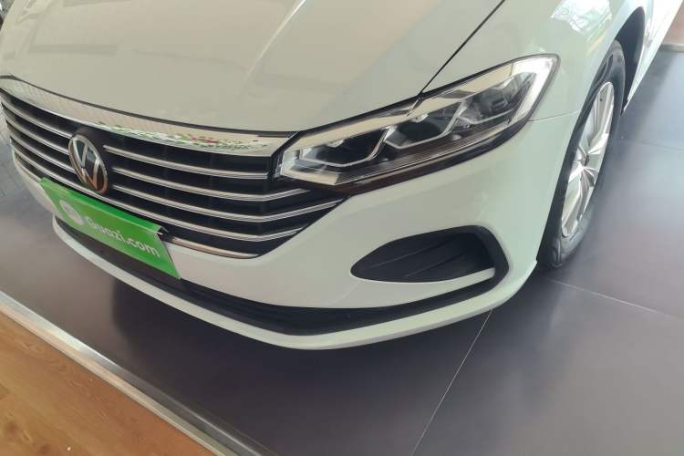 Used Volkswagen Lavida 2023 Revised 1.5L Automatic DeYi Edition Left Front Headlight
