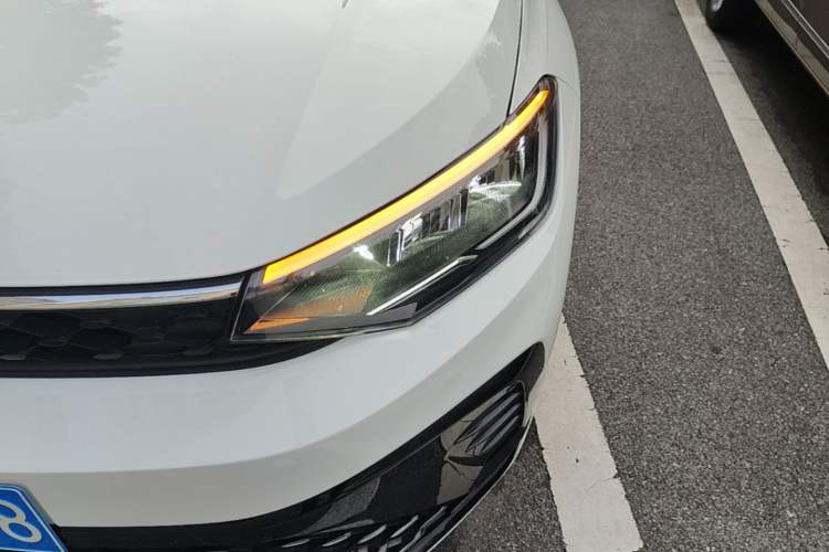 Used Volkswagen Lavida 2023 New Sharp 1.5L Automatic Excellent New Edition Left Front Headlight