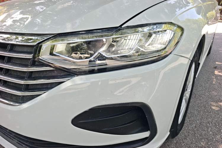 Used Volkswagen Lavida 2023 Revised 1.5L Automatic DeYi Edition Left Front Headlight