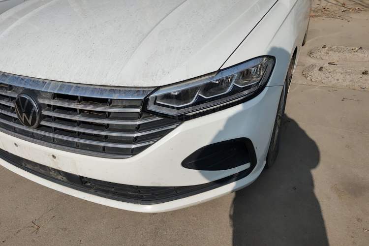 Used Volkswagen Lavida 2023 Revised 1.5L Automatic DeYi Edition Left Front Headlight