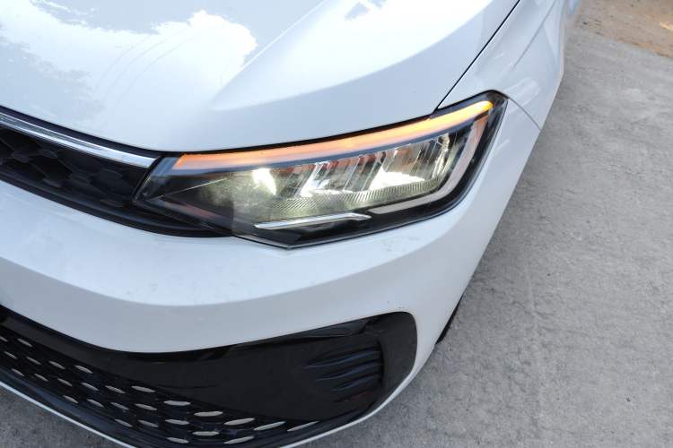 Used Volkswagen Lavida 2023 New Rui 1.5L Automatic New Yi Edition Left Front Headlight