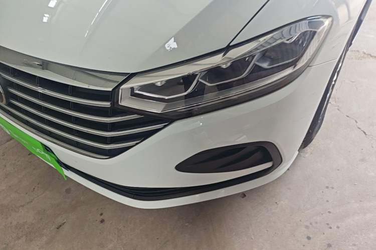 Used Volkswagen Lavida 2023 Revised 1.5L Automatic DeYi Edition Left Front Headlight