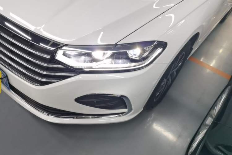 Used Volkswagen Lavida 2023 300TSI DSG Full-Comfort Edition Left Front Headlight