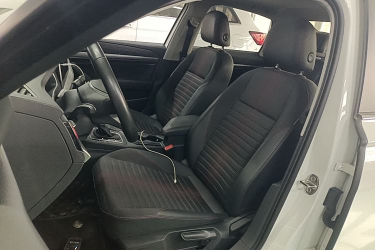 Used Volkswagen Lavida 2023 280TSI DSG Starry Sky Deluxe Edition Left Front Seat