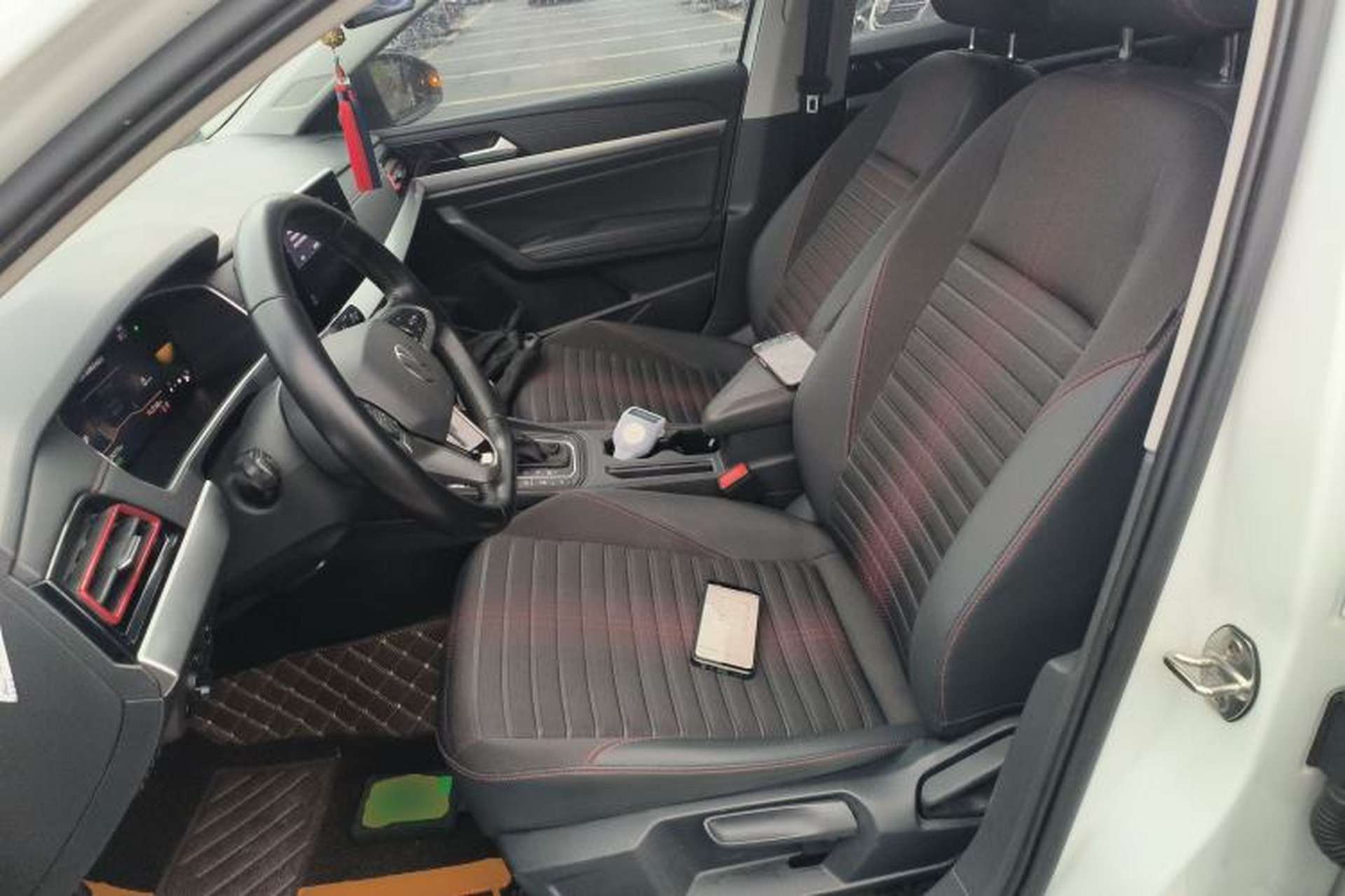 Used Volkswagen Lavida 2023 300TSI DSG Starry Full-Comfort Edition Left Front Seat