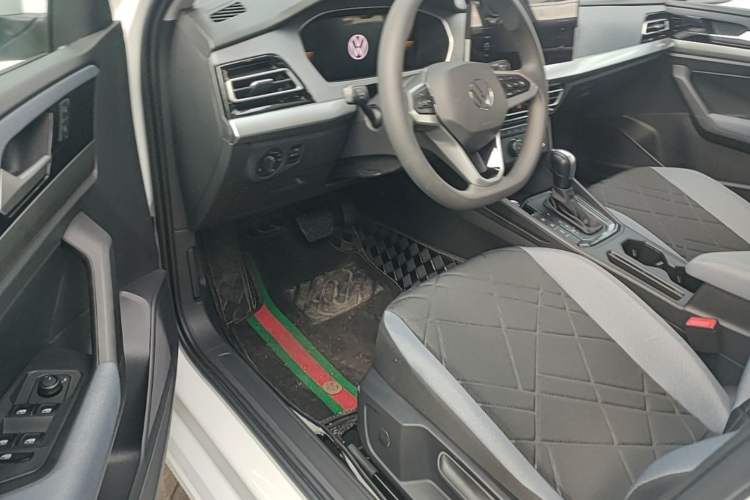 Used Volkswagen Lavida 2023 1.5L Automatic De Yi Edition Left Front Seat