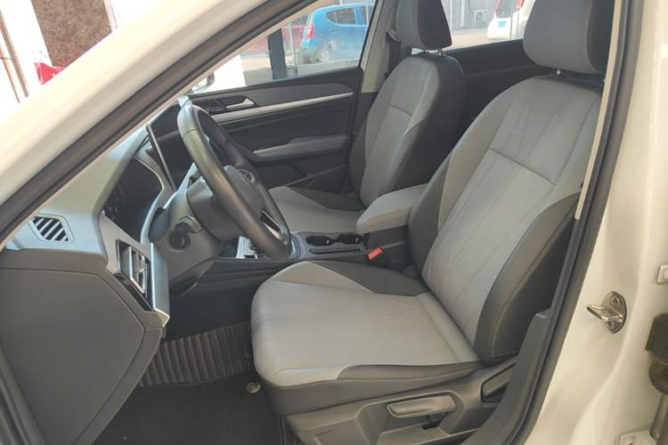 Used Volkswagen Lavida 2023 1.5L Automatic 5 Million Edition Left Front Seat