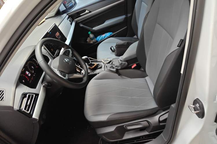 Used Volkswagen Lavida 2023 Revised Version 1.5L Automatic Starry Sky Edition – 5 Million Units Left Front Seat