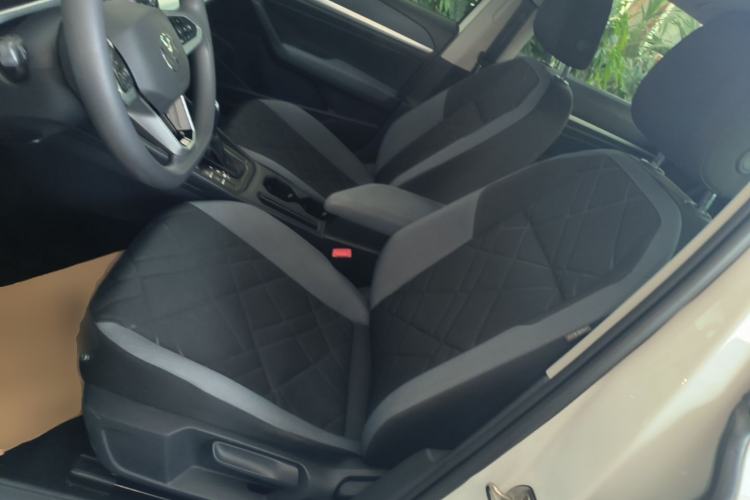 Used Volkswagen Lavida 2023 1.5L Automatic De Yi Edition Left Front Seat
