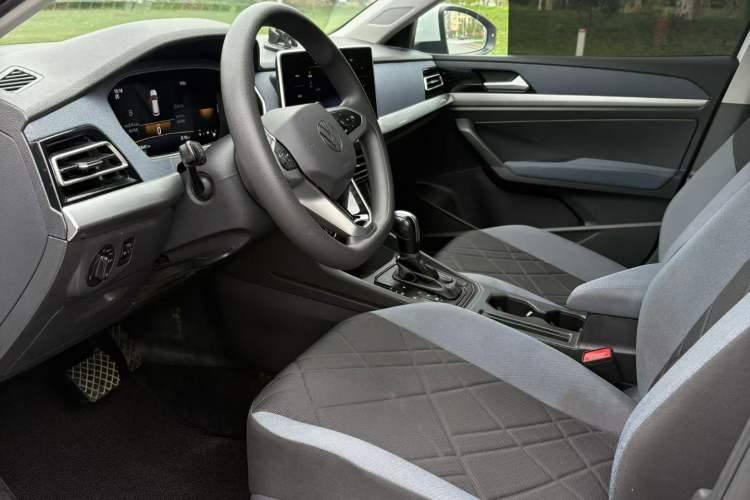 Used Volkswagen Lavida 2023 1.5L Automatic De Yi Edition Left Front Seat