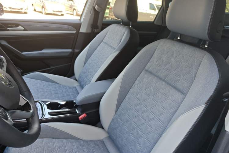 Used Volkswagen Lavida 2023 300TSI DSG Full-Comfort Edition Left Front Seat