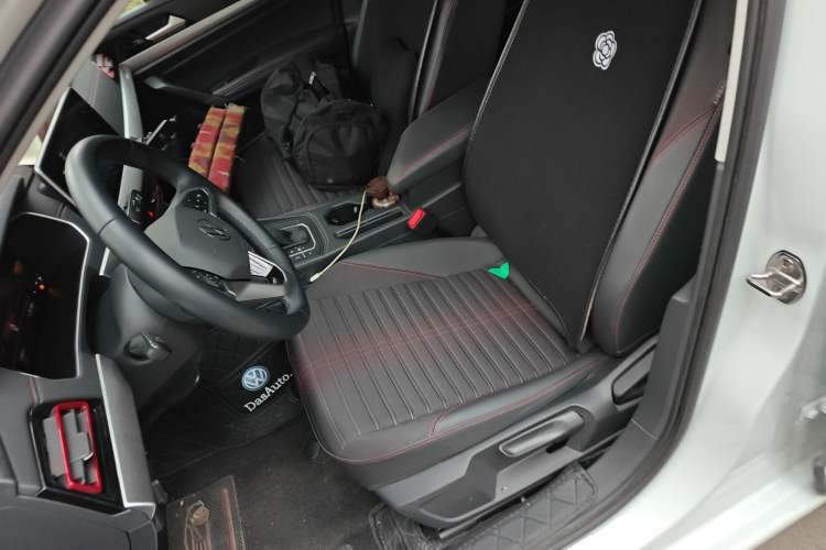 Used Volkswagen Lavida 2023 300TSI DSG Starry Full-Comfort Edition Left Front Seat