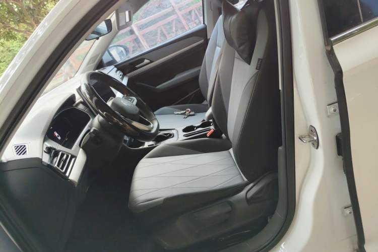 Used Volkswagen Lavida 2023 Revised Version 1.5L Automatic 5 Millionth Edition Left Front Seat