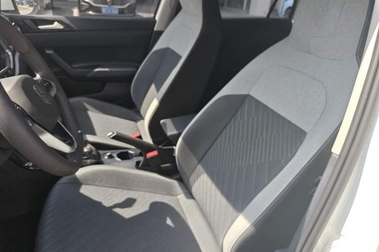 Used Volkswagen Lavida 2023 New Sharp 1.5L Automatic Excellent New Edition Left Front Seat