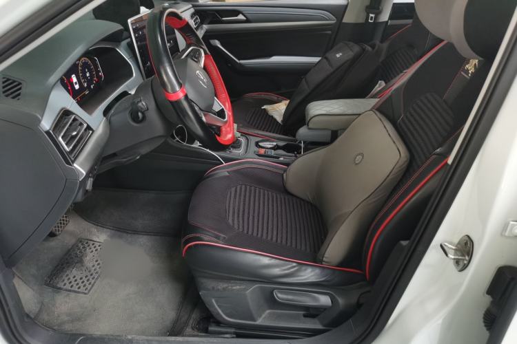 Used Volkswagen Lavida 2023 Revised Version 1.5L Automatic Starry Sky Edition – 5 Million Units Left Front Seat