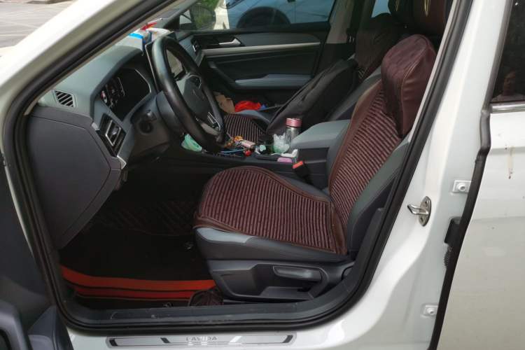 Used Volkswagen Lavida 2023 Revised Version 1.5L Automatic Starry Sky Edition – 5 Million Units Left Front Seat