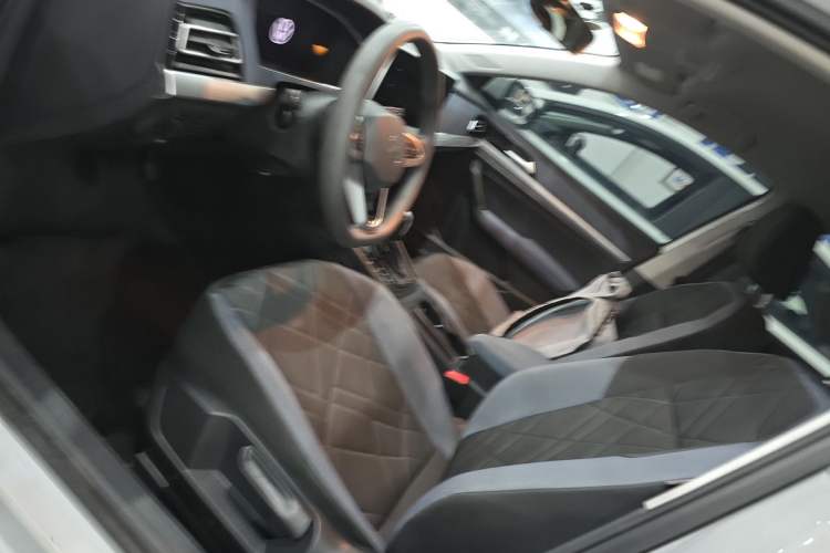 Used Volkswagen Lavida 2023 1.5L Automatic De Yi Edition Left Front Seat