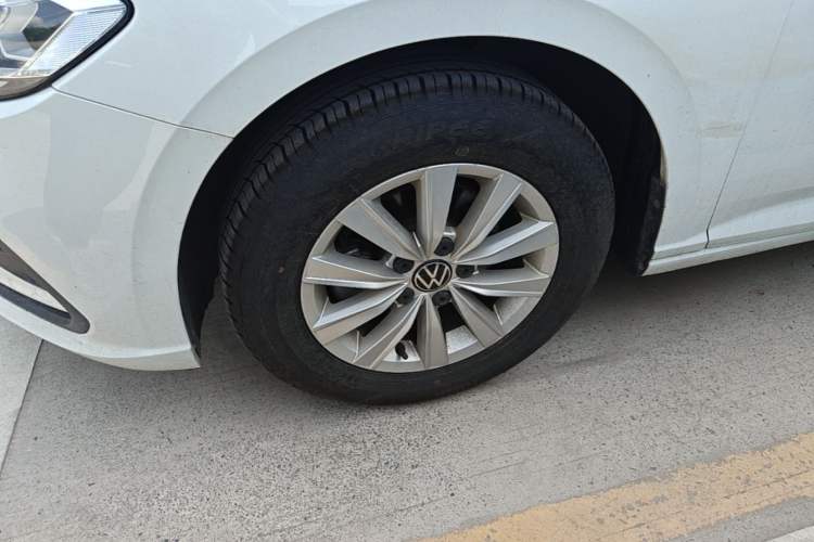 Used Volkswagen Lavida 2023 Revised 1.5L Automatic DeYi Edition Left Front Wheel Hub