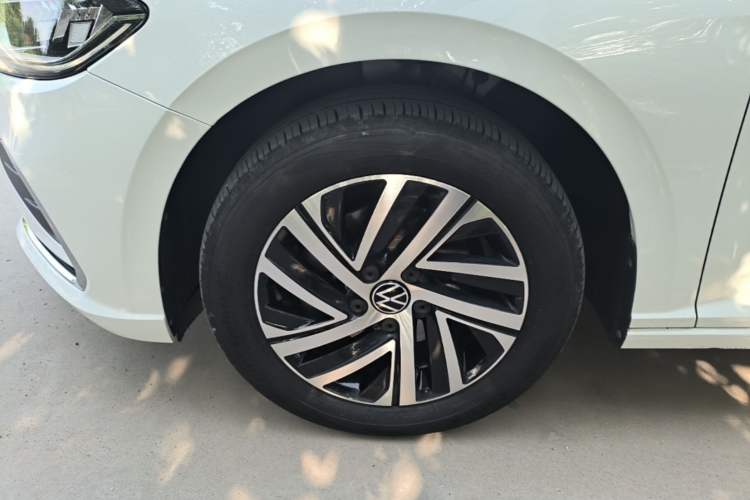 Used Volkswagen Lavida 2023 280TSI DSG Full-Comfort Edition Left Front Wheel Hub