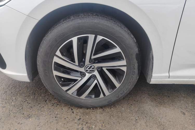 Used Volkswagen Lavida 2023 280TSI DSG Starry Sky Deluxe Edition Left Front Wheel Hub