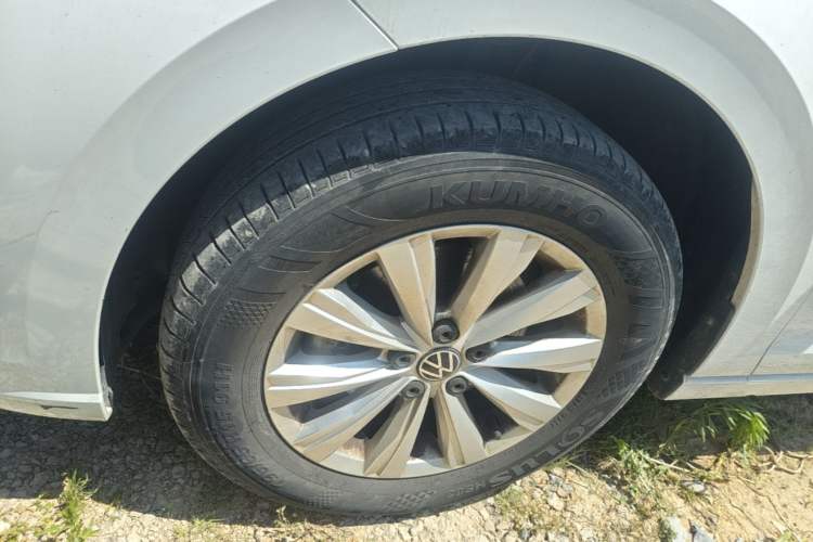 Used Volkswagen Lavida 2023 New Rui 1.5L Automatic New Yi Edition Left Front Wheel Hub