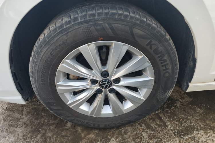 Used Volkswagen Lavida 2023 New Rui 1.5L Automatic New Yi Edition Left Front Wheel Hub