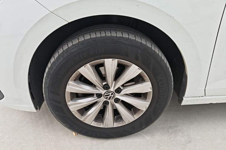 Used Volkswagen Lavida 2023 New Rui 1.5L Automatic New Yi Edition Left Front Wheel Hub