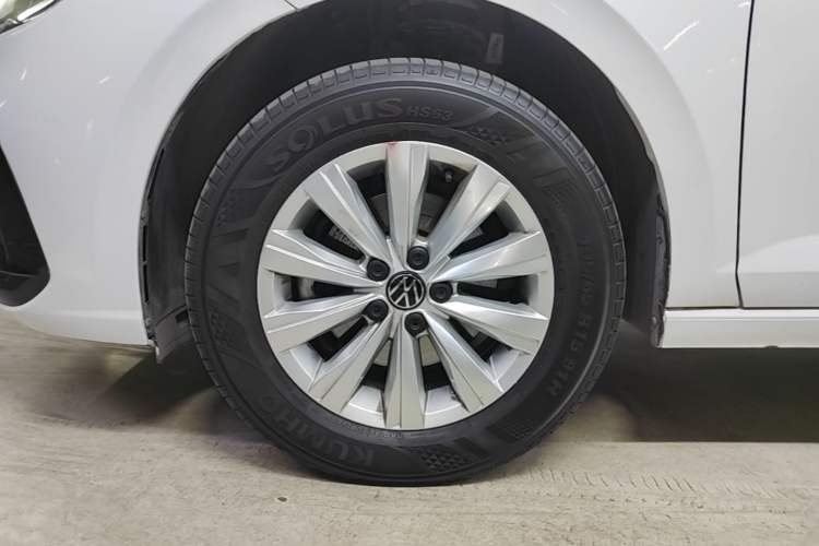 Used Volkswagen Lavida 2023 New Sharp 1.5L Automatic Excellent New Edition Left Front Wheel Hub