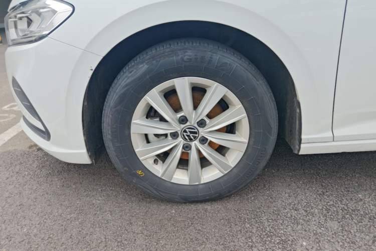 Used Volkswagen Lavida 2023 Revised 1.5L Automatic DeYi Edition Left Front Wheel Hub