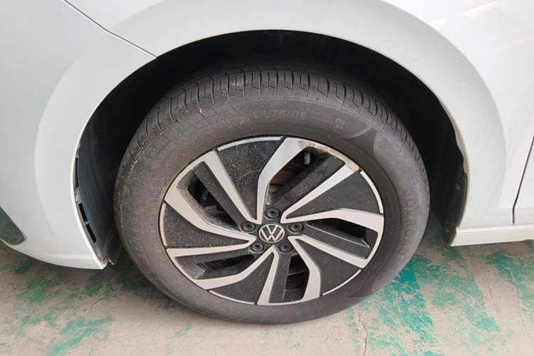 Used Volkswagen Lavida 2023 New Rui 1.5L Automatic New Yi Edition Left Front Wheel Hub