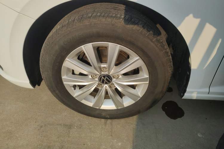 Used Volkswagen Lavida 2023 Revised 1.5L Automatic DeYi Edition Left Front Wheel Hub