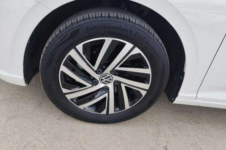 Used Volkswagen Lavida 2023 1.5L Automatic 5 Million Edition Left Front Wheel Hub