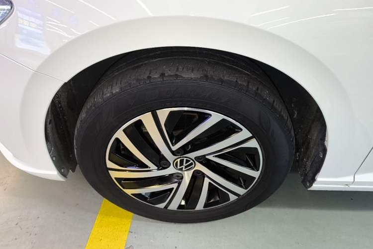 Used Volkswagen Lavida 2023 280TSI DSG Full-Comfort Edition Left Front Wheel Hub