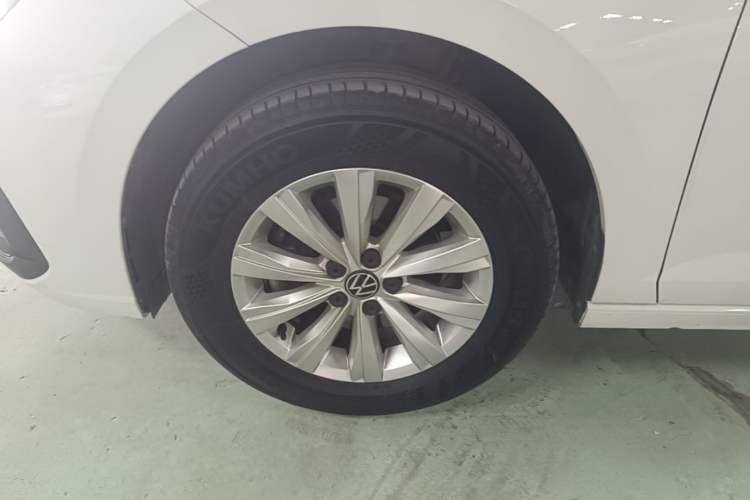 Used Volkswagen Lavida 2023 New Rui 1.5L Automatic New Yi Edition Left Front Wheel Hub