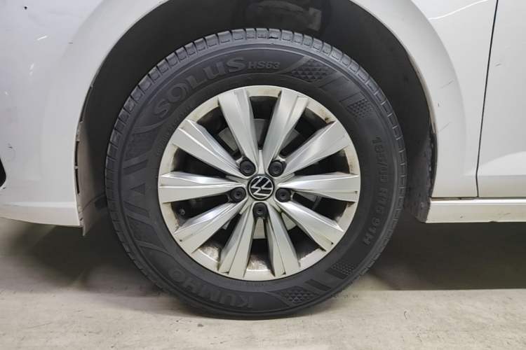 Used Volkswagen Lavida 2023 New Sharp 1.5L Automatic Excellent New Edition Left Front Wheel Hub