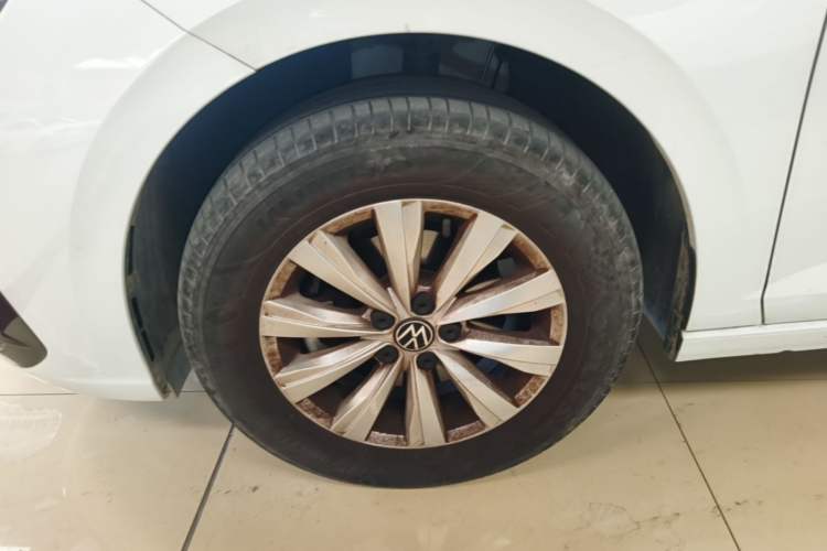 Used Volkswagen Lavida 2023 New Sharp 1.5L Automatic Excellent New Edition Left Front Wheel Hub
