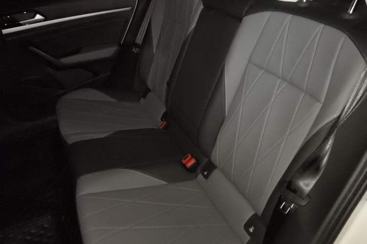 Used Volkswagen Lavida 2023 1.5L Automatic 5 Million Edition Left Rear Seat