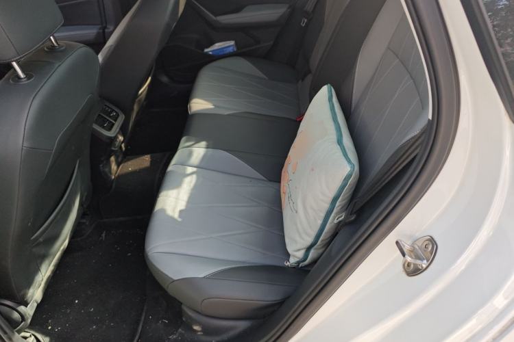 Used Volkswagen Lavida 2023 1.5L Automatic 5 Million Edition Left Rear Seat