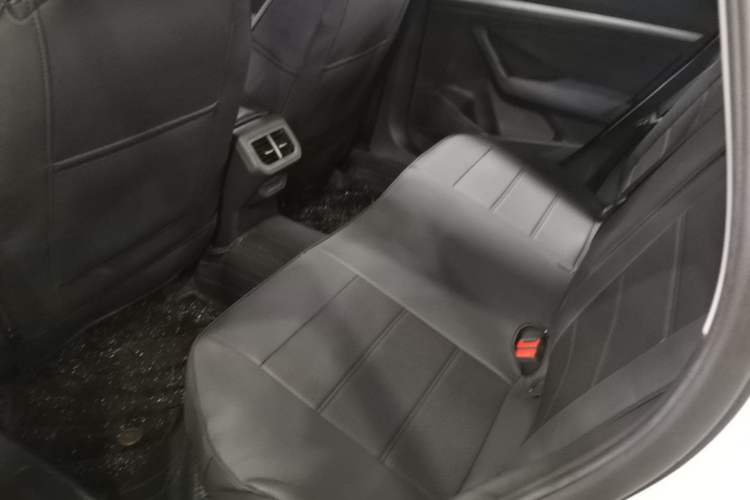 Used Volkswagen Lavida 2023 1.5L Automatic De Yi Edition Left Rear Seat